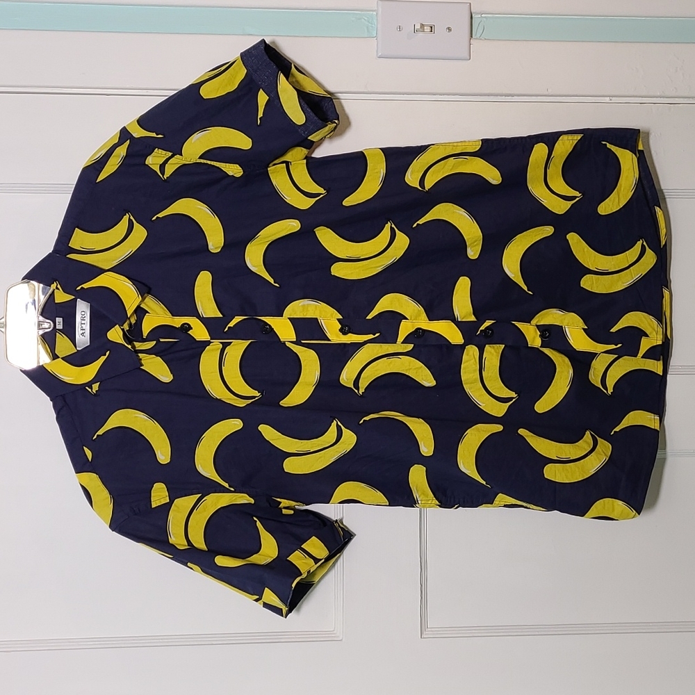 Aptro sz M Banana Shirt